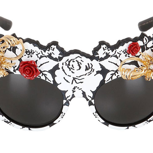 Dolce&Gabbana színes szemüvegeket át láttatja most a világot