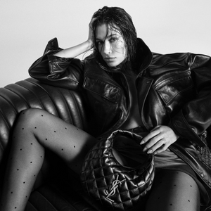 Hailey Bieber újabb stációja: (Y)SL kampány