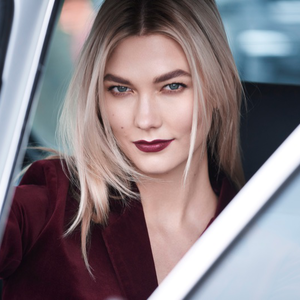 Karlie Kloss első napja az Estée Laudernél