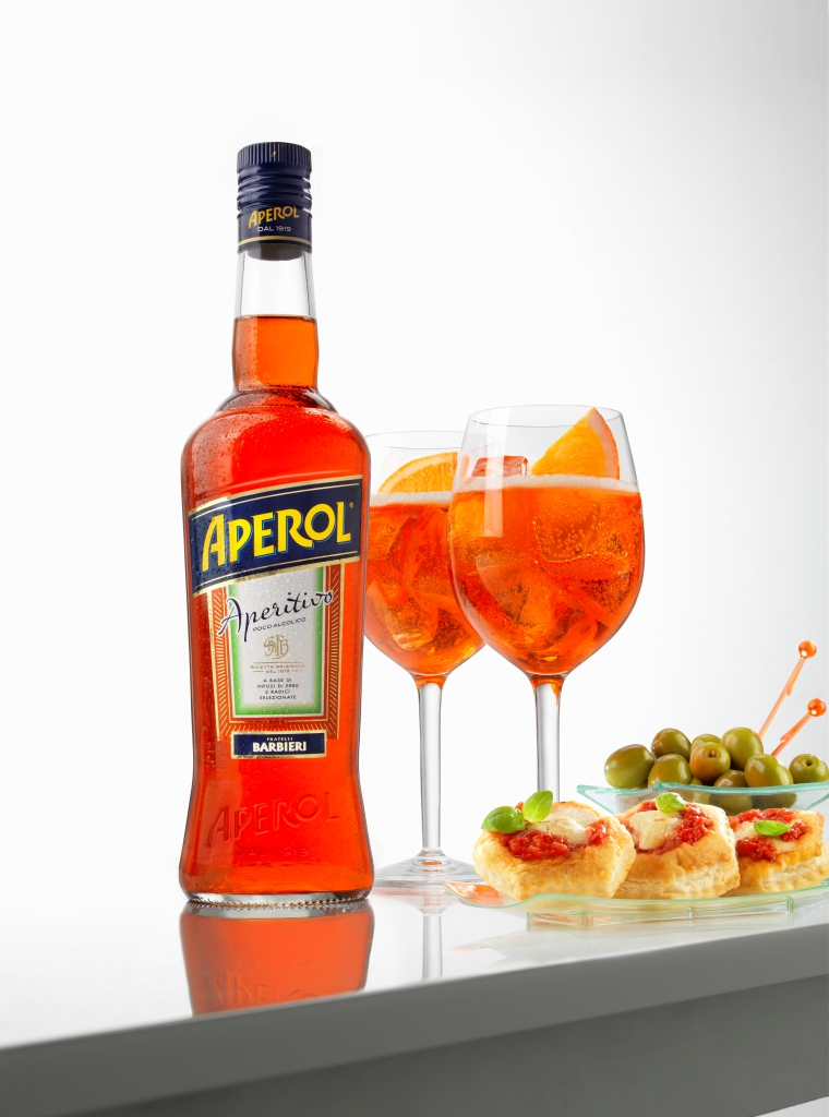 Aperol_Spritz and Food.jpg