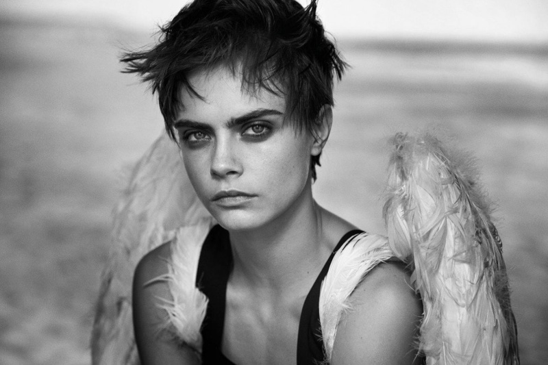 cara-delevingne-douglas-cosmetics-campaign01.jpg