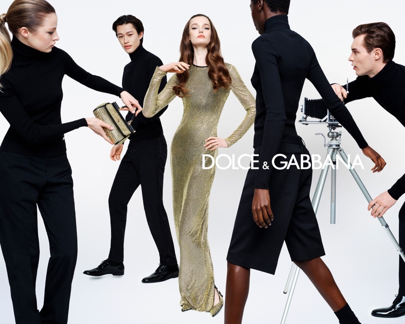 dolce-gabbana-holiday-2024-campaign04.jpg