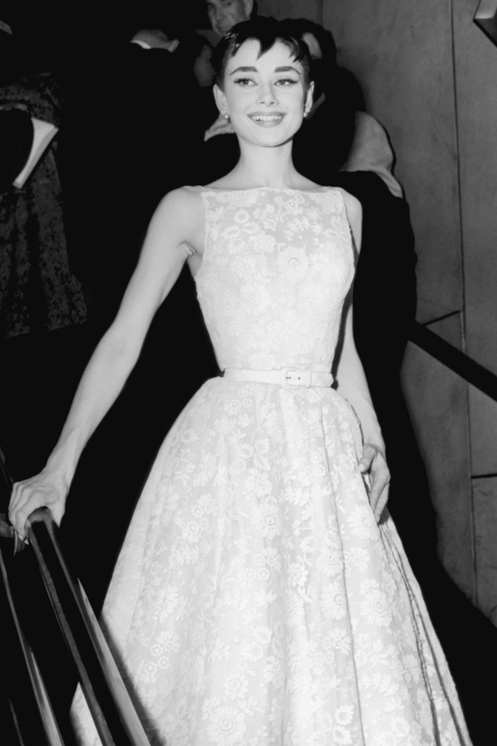 hbz-best-oscars-dresses-1954-audrey-hepburn.jpg