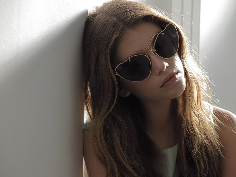 kaia-gerber-miu-miu-sunglasses-campaign02.jpg