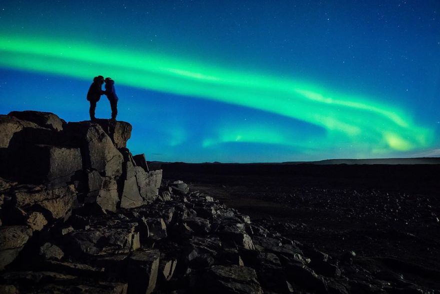 northern-lights-couple-proposal-dale-sharpe-6-58c16305d0111_880.jpg