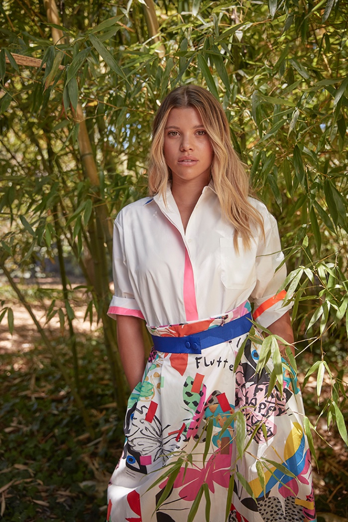 sofia-richie-weekend-max-mara-flutterflies01.jpg
