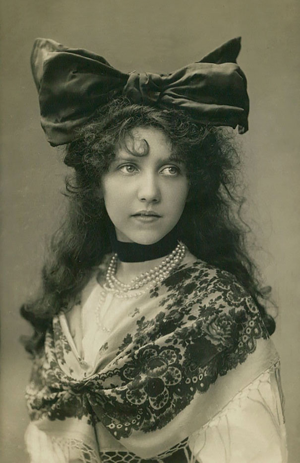 vintage-women-beauty-1900-1910-96_605.jpg