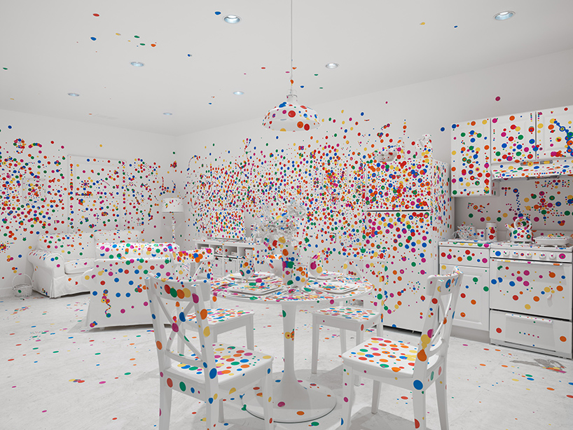 yayoi-kusama-give-me-love-david-zwirner-new-york-designboom-03.jpg