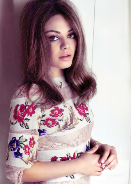 mila-kunis-elle-uk-august12- (1).png