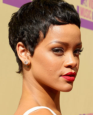 rihanna-short-hair-vmas.jpg