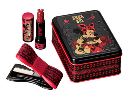 Anna-Sui-Minnie-Mouse-Rock-Song-Kit-Holiday-2013.jpg