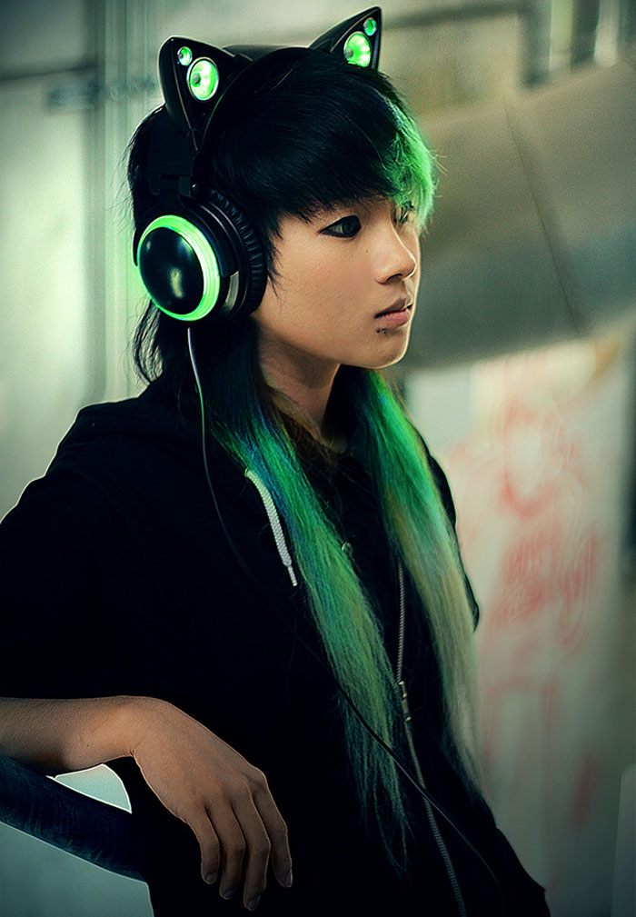 cat-ear-headphones-axent-wear-4.jpg