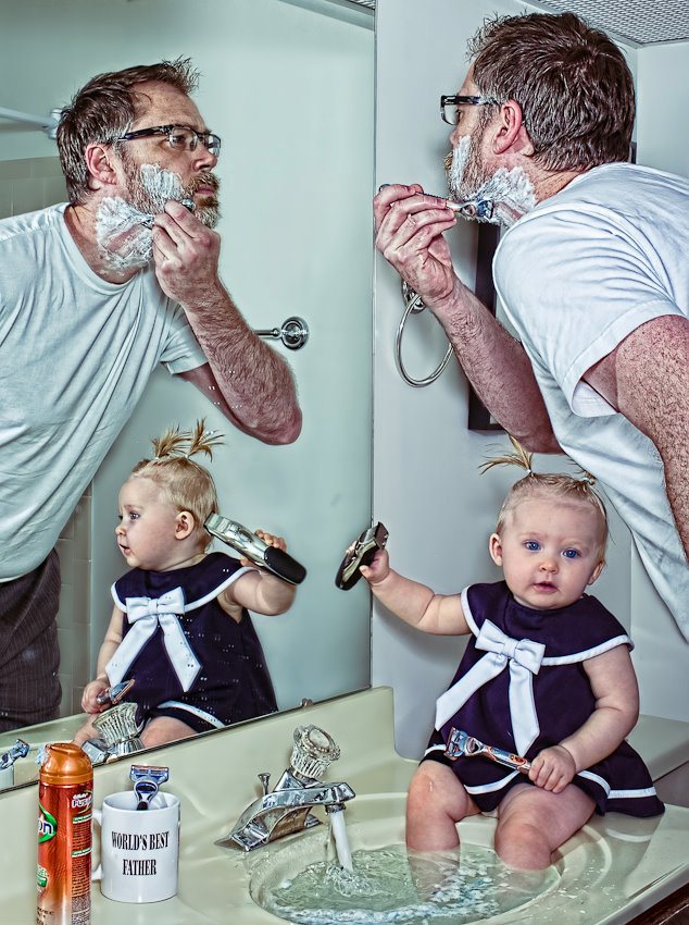 cool-best-father-baby-funny-photography-chicquero-morning-shave.jpg