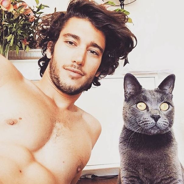 hot-dudes-with-kittens-instagram-73_605.jpg