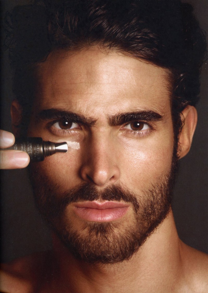 juan-betancourt-by-tom-ford-for-tom-ford-for-men-skincare-and-grooming-5.jpg