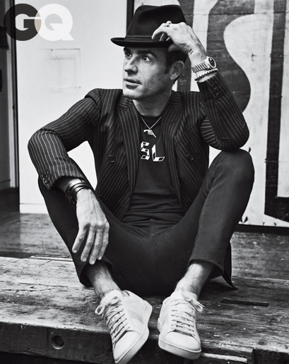 justin-theroux-gq-magazine-october-2013-fall-style-04.jpg