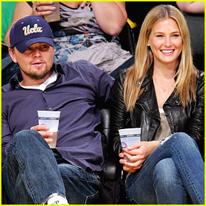 leonardo-dicaprio-bar-refaeli-lakers-game.jpg