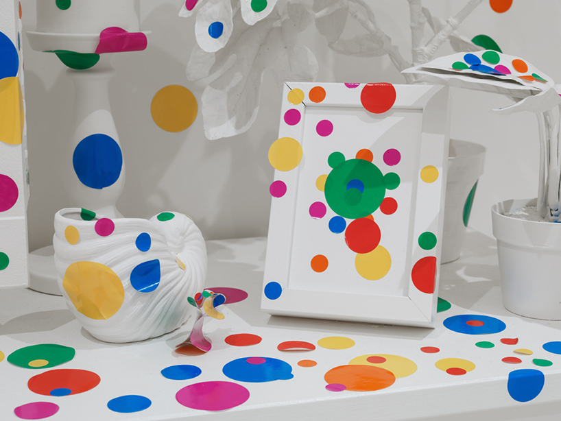 yayoi-kusama-give-me-love-david-zwirner-new-york-designboom-13.jpg