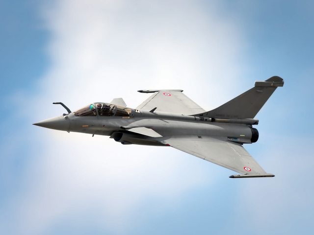 Horvátország Dassault Rafale vadászbombázókat vásárol