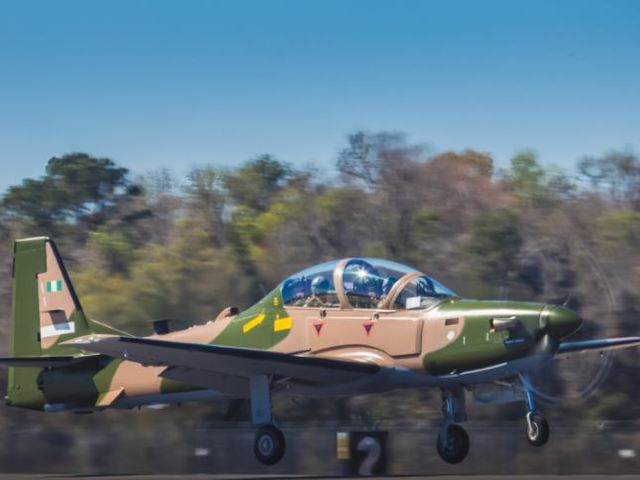 Júliusban érkeznek Nigériába az első Tucano-k