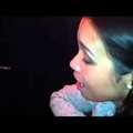 Lea Salonga Disney dalt énekel egy kocsmában