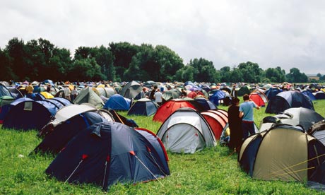 Camping-field-full-of-ten-006.jpg
