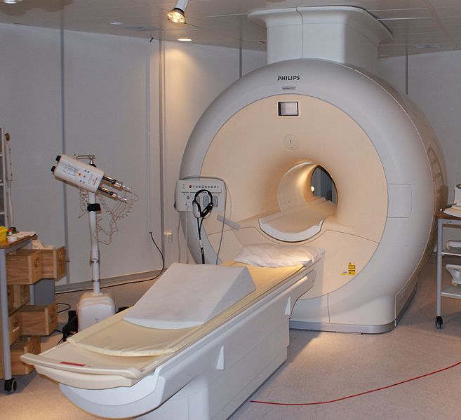 657px-mri-philips.JPG