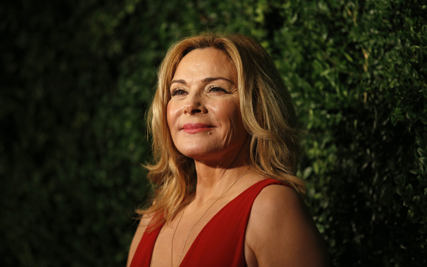 kim-cattrall_3304525k.jpg