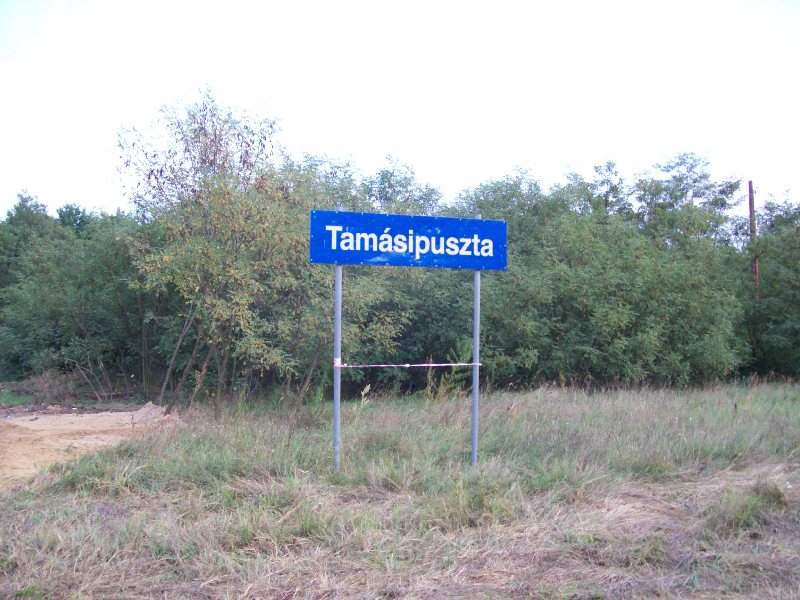 20140907 173 Tamásipuszta megálló.jpg