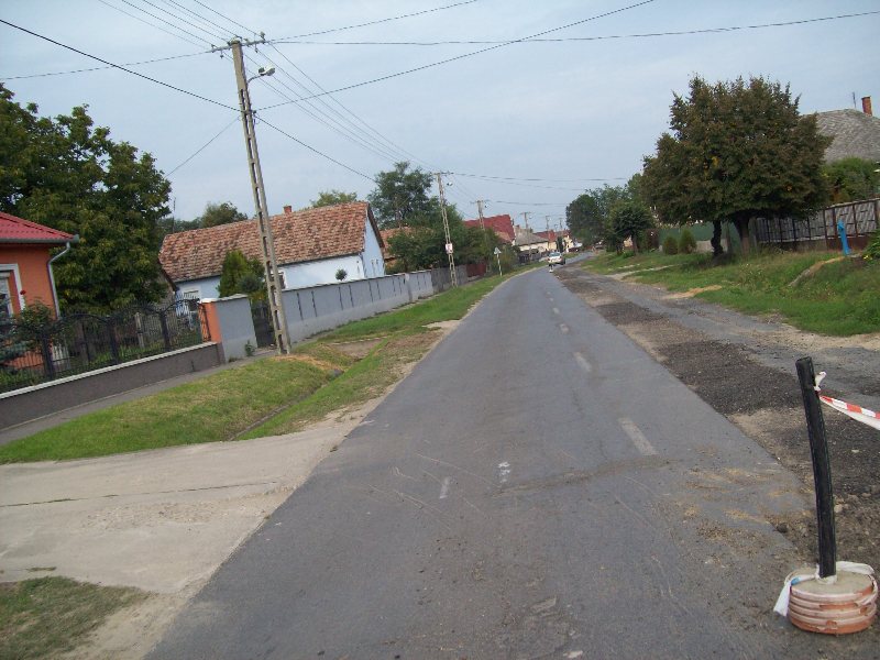 20141001 056 Nyírmártonfalva főút.JPG