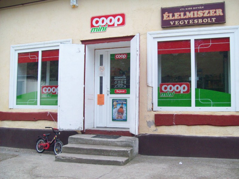 20141007 081 Penészlek Coop.jpg