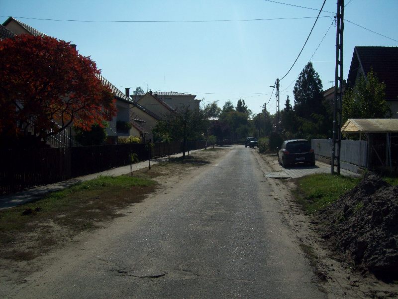 20141010 128 Vámospércs Pacsirta utca.JPG