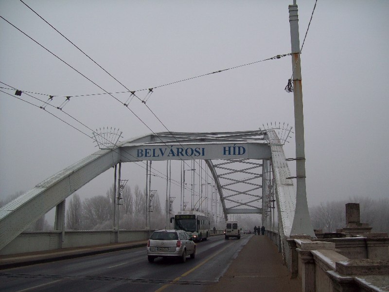 20081227 030 Belvárosi híd.jpg