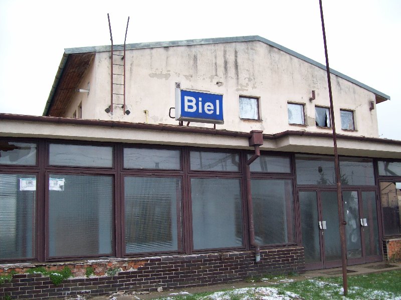 20081124 12 Biel megálló szemből.jpg