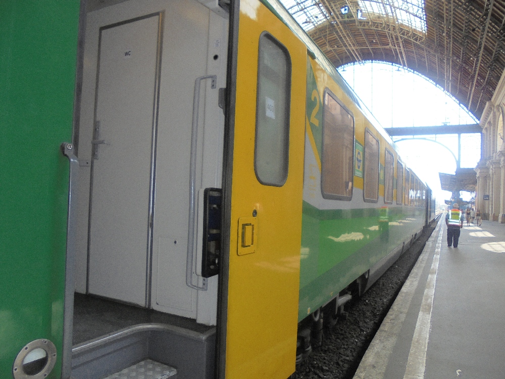 20180608_03_budapest_keleti.JPG