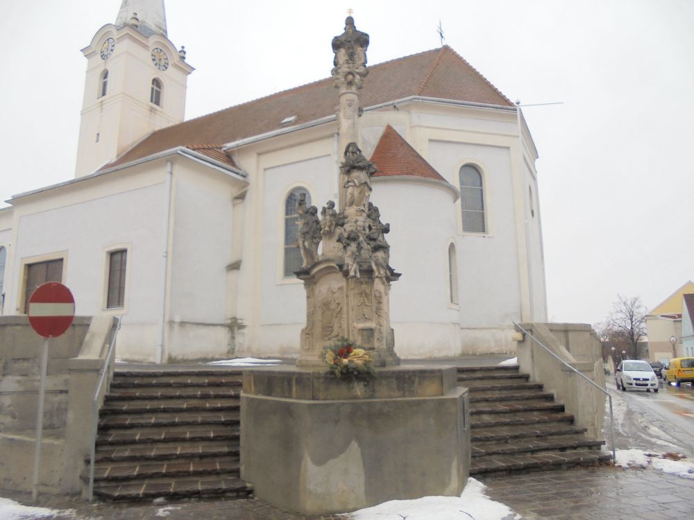 20170113_024_deutschkreutz_szentharomsag-szobor.JPG