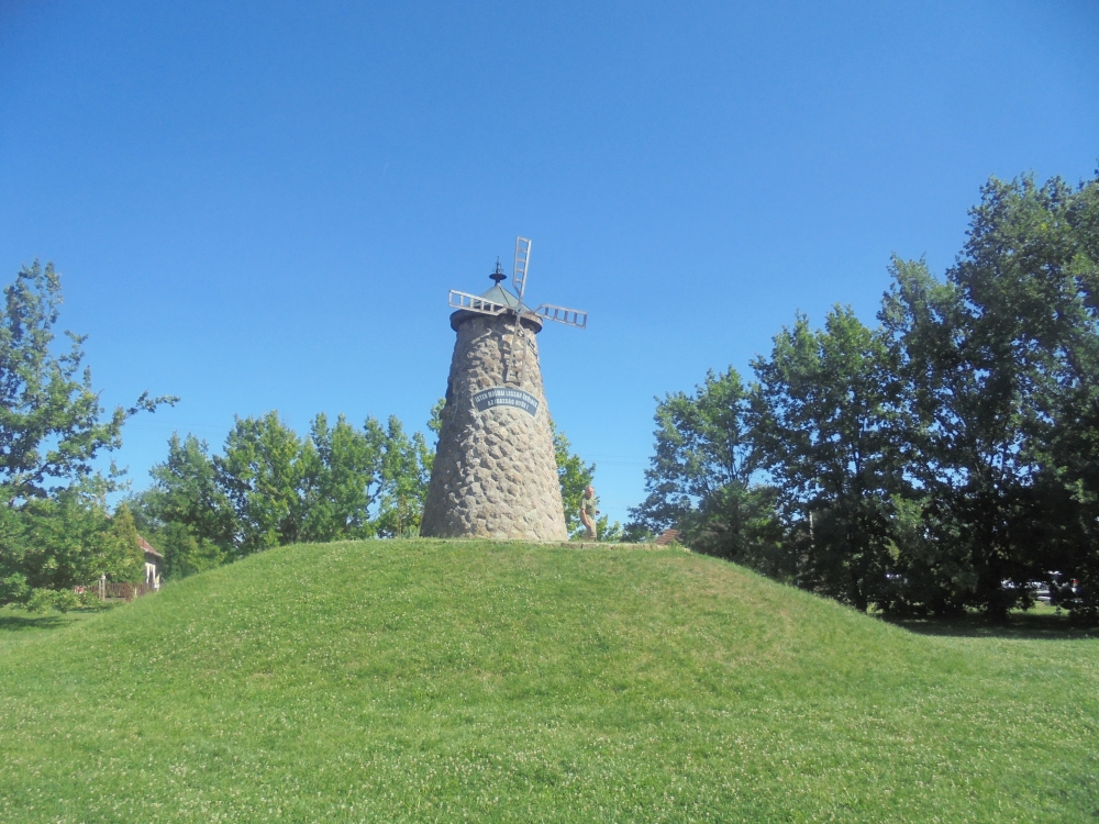 20200801_224_szarvas_tortenelmi_emlekpark.JPG