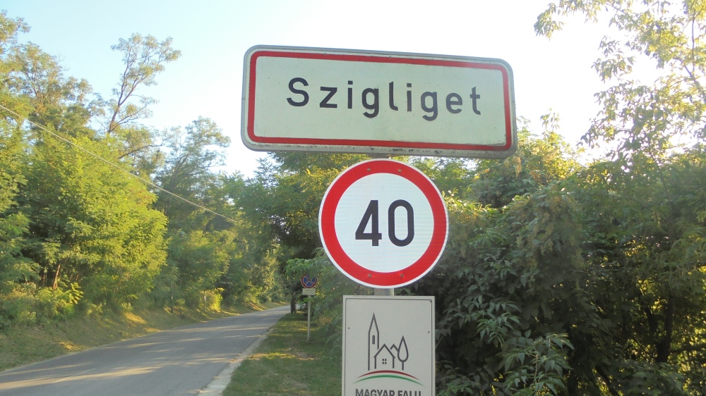 20230817_01_szigliget_bejarat.JPG