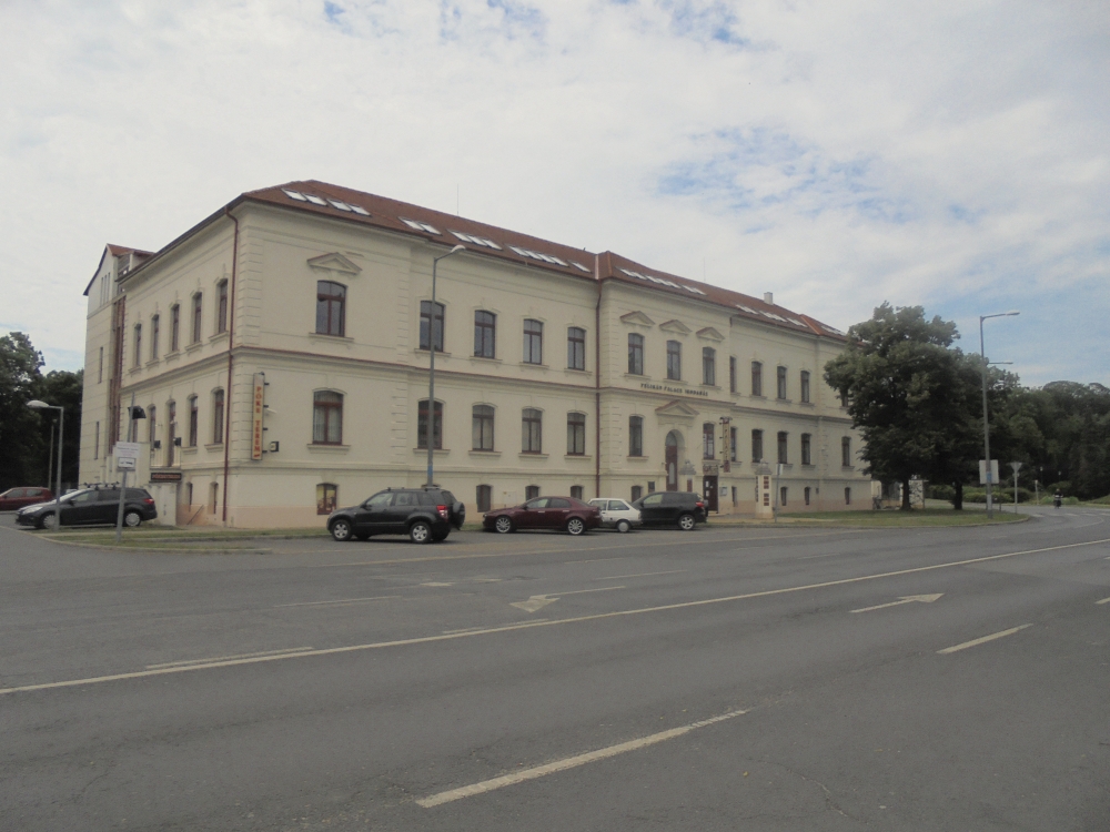 20180617_002_szombathely_pelikan_palace.JPG