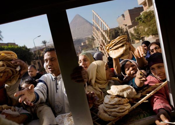 bread-riot-egypt.jpg