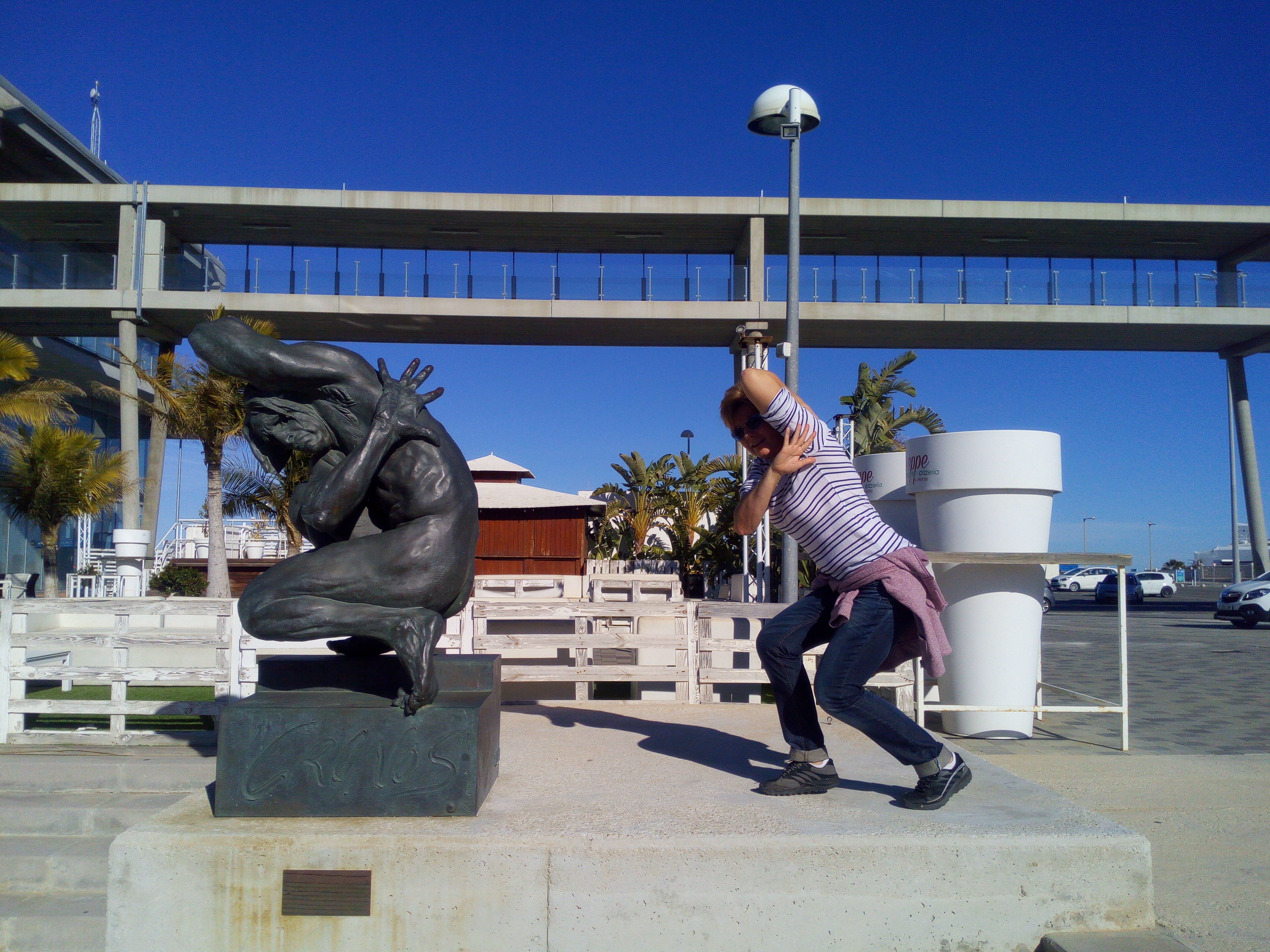 denia_szobor.jpg