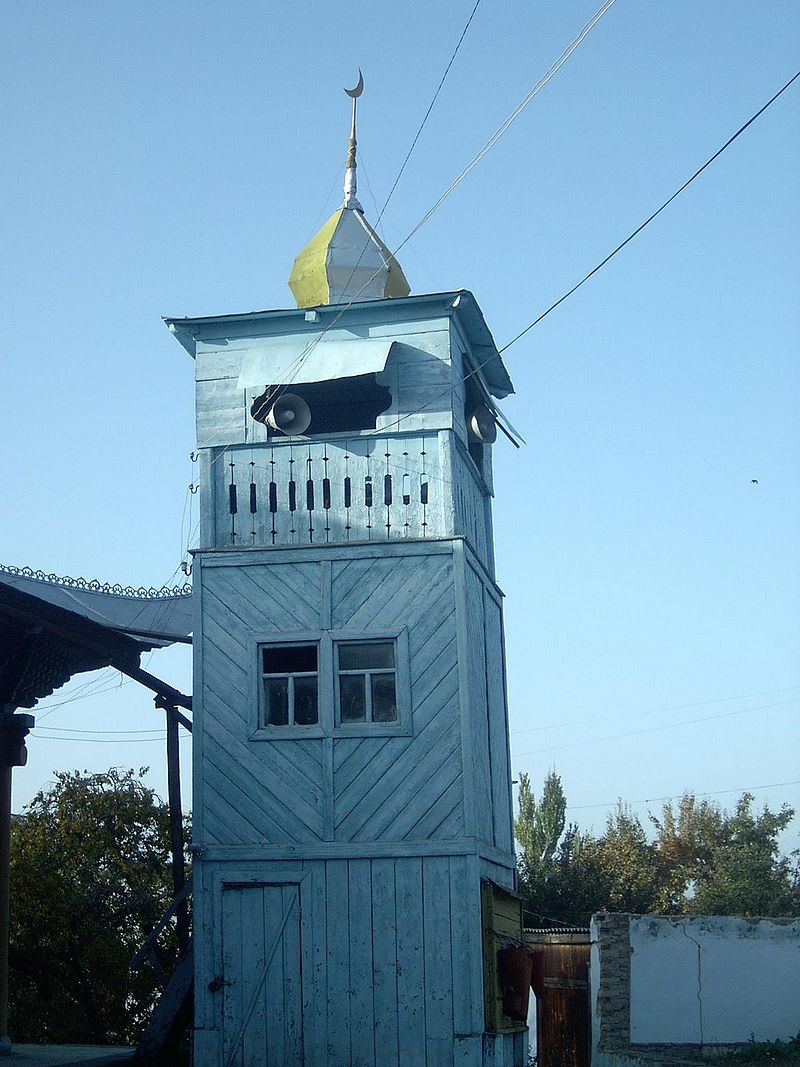 a_dungan_mecset_minaretje.jpg