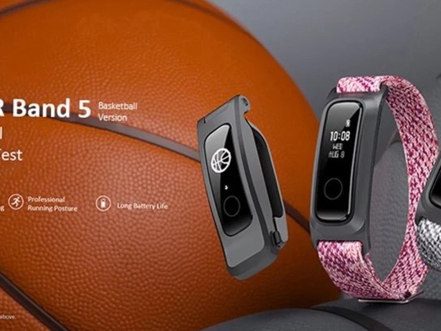 Csak 5900 forint a HONOR Band 5 Basketball Version okoskarkötő, ami a talp dőlésszögét is méri