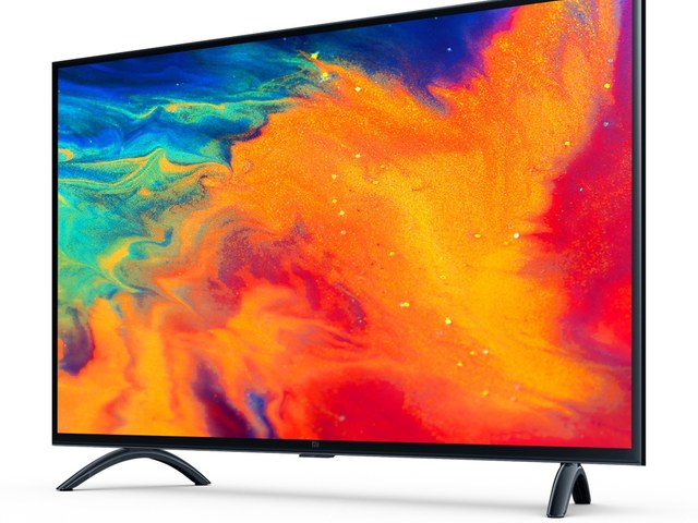 32 colos Xiaomi Mi TV európai raktárból