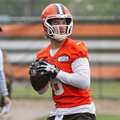 Kenny Pickett a New Orleans Saints célkeresztjében