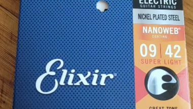 Július eleji program: gitárhúrcsere