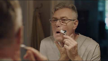 Ez a kisfilm akkor üt igazán, ha gyanútlanul ülsz le megnézni