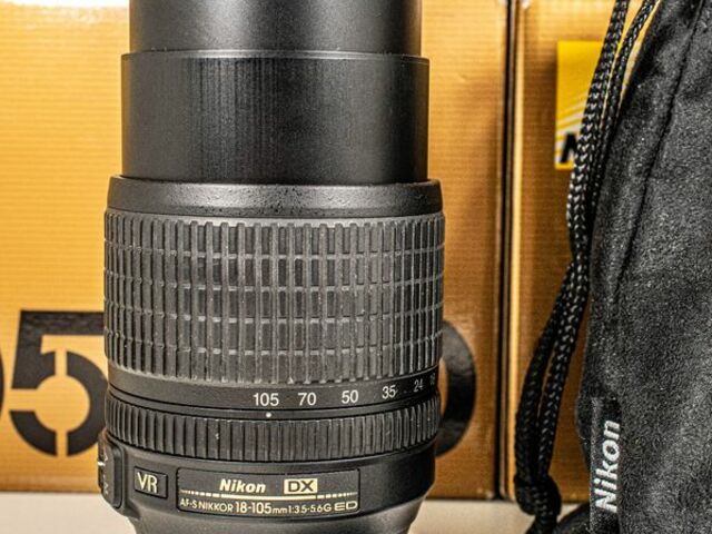 Nikkor AF-S 18-105