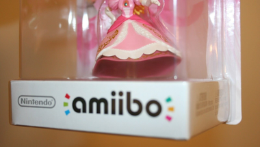 Hatmillióért adták el a hibás Peach Amiibo figurát