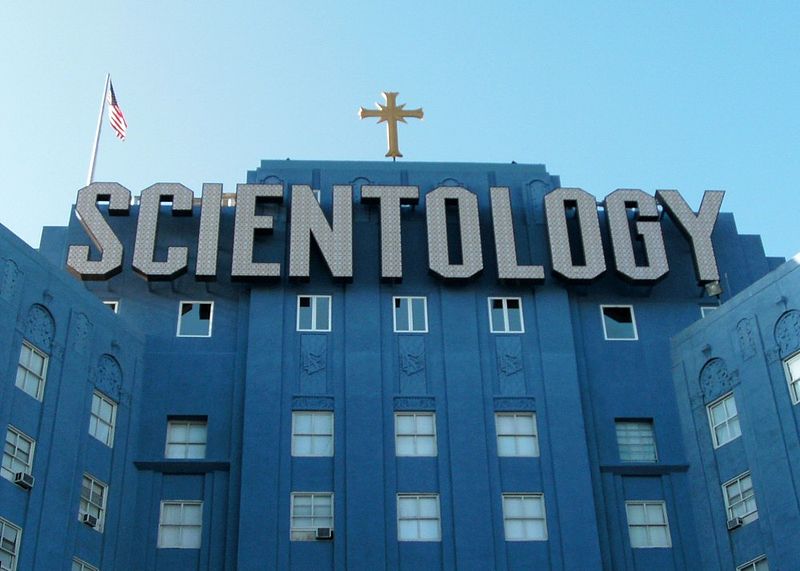 800px-church_of_scientology_building_in_los_angeles_fountain_avenue.jpg